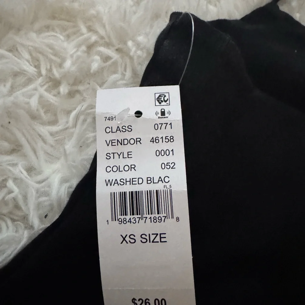 Black Women's Camisole Top PacSun - Picture 3 of 3